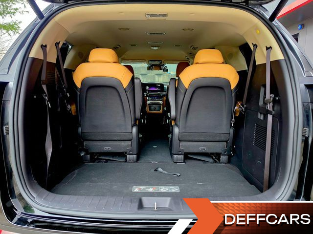 Kia CARNIVAL 9-Seater Noblesse купить на сайте DeffCars