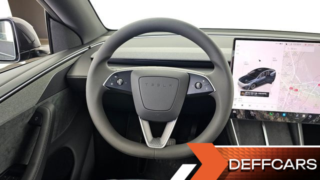 Tesla MODEL Y L Long Range AWD купить на сайте DeffCars