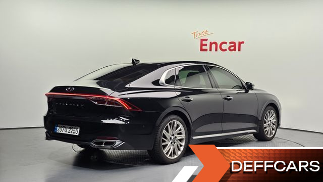Hyundai GRANDEUR 3.3 Calligraphy купить на сайте DeffCars