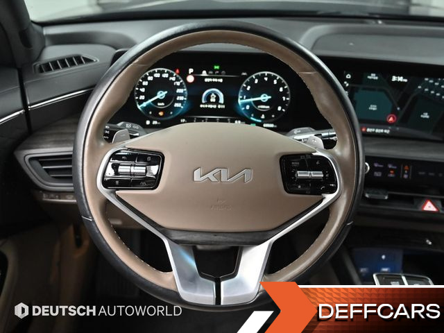 Kia K8 2.5 Gasoline 2WD Signature купить на сайте DeffCars