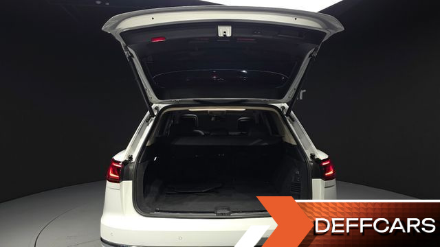 Volkswagen TOUAREG 3.0 TDI Prestige купить на сайте DeffCars