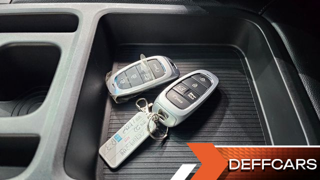 Hyundai STARIA Cargo 3-Seater Modern купить на сайте DeffCars