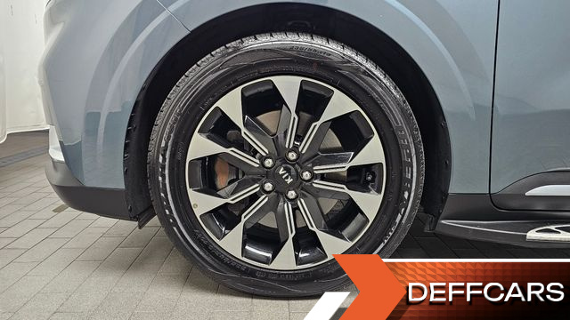 Kia CARNIVAL 9-Seater Signature купить на сайте DeffCars