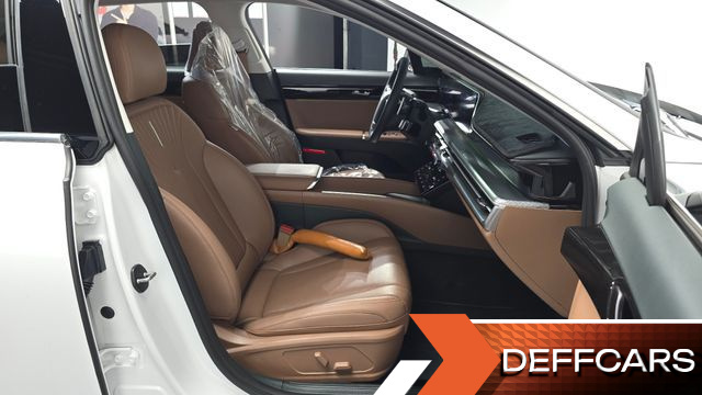 Hyundai GRANDEUR 2,5 Gasoline 2WD Premium купить на сайте DeffCars