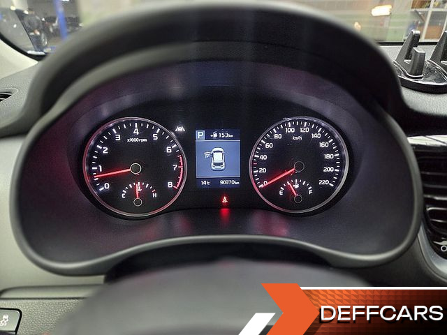 Kia STONIC 1.4 Trendy купить на сайте DeffCars