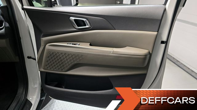 Kia CARNIVAL 9-Seater Noblesse купить на сайте DeffCars