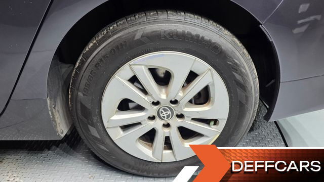 Toyota PRIUS 1.8 E купить на сайте DeffCars