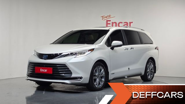 Toyota SIENNA 2.5 Hybrid 2WD купить на сайте DeffCars