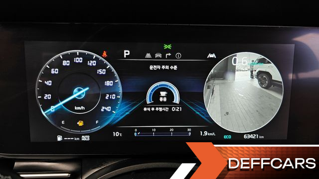 Kia CARNIVAL Gasoline 9-Seater Signature купить на сайте DeffCars