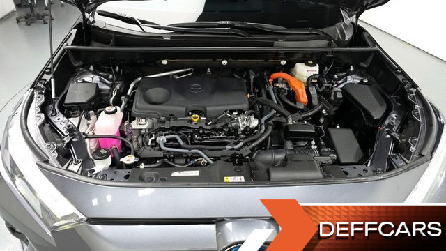 Toyota RAV4 2,5 4WD Hybrid LTD купить на сайте DeffCars