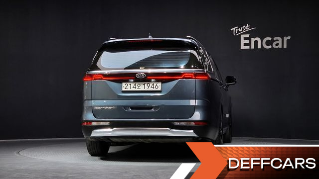 Kia CARNIVAL 9-Seater Noblesse купить на сайте DeffCars