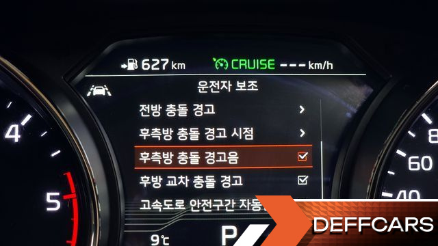 Kia CARNIVAL 9-Seater Noblesse Special купить на сайте DeffCars