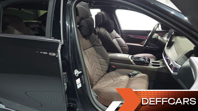 BMW I7 xDrive 60 Design Pure Excellence купить на сайте DeffCars