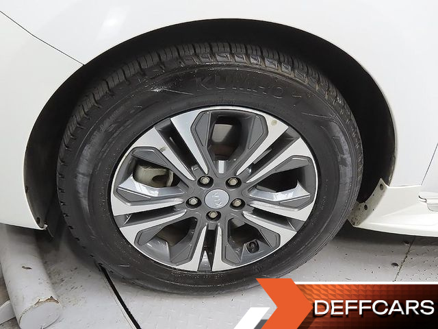 Kia CARNIVAL 9-Seater Luxury купить на сайте DeffCars