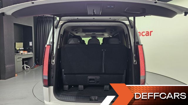 Hyundai STARIA 4WD Lounge 9-Seater Inspiration купить на сайте DeffCars