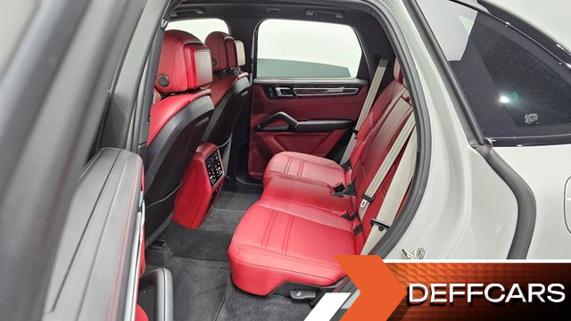 Porsche CAYENNE 3.0 E-HYBRID PLATINUM EDITION купить на сайте DeffCars