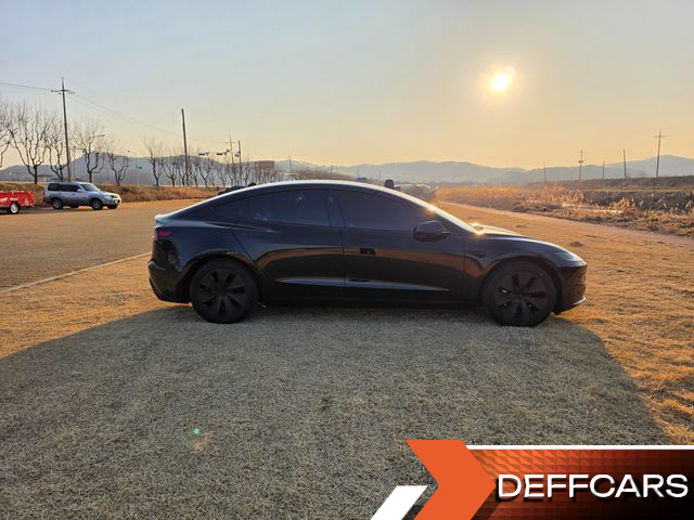 Tesla MODEL 3 Long Range AWD купить на сайте DeffCars