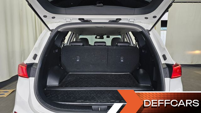 Hyundai SANTAFE Gasoline 2.0T 4WD Premium купить на сайте DeffCars