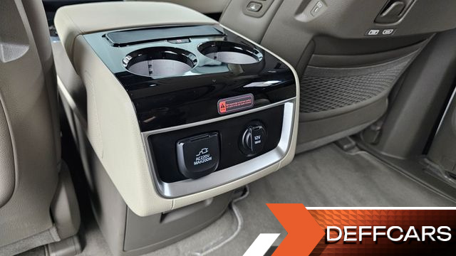 Kia CARNIVAL Gasoline 7-Seater Hi Limousine Signature купить на сайте DeffCars
