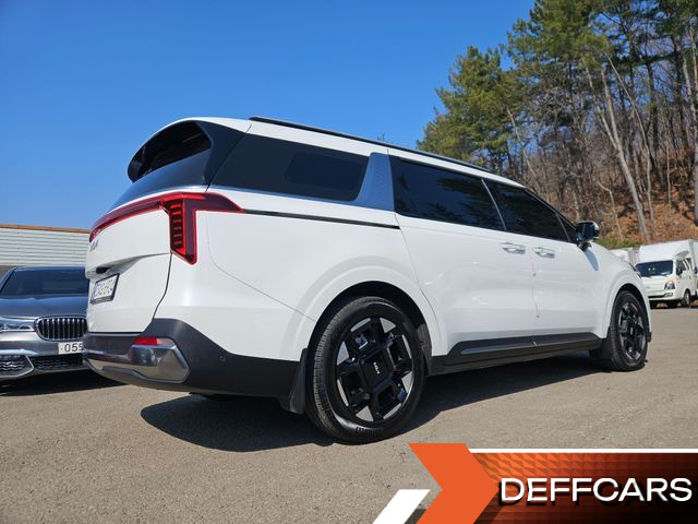 Kia CARNIVAL 9-Seater Noblesse купить на сайте DeffCars