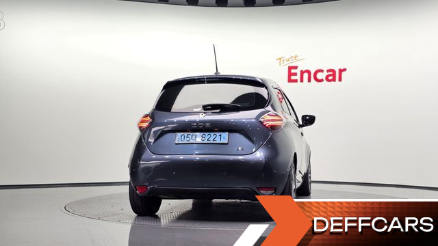 Renault-KoreaSamsung ZOE Intens Eco купить на сайте DeffCars