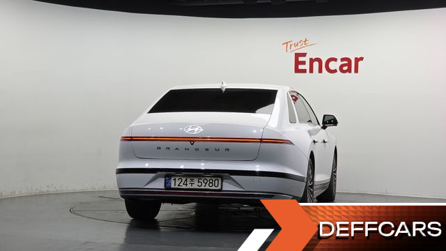 Hyundai GRANDEUR Calligraphy купить на сайте DeffCars