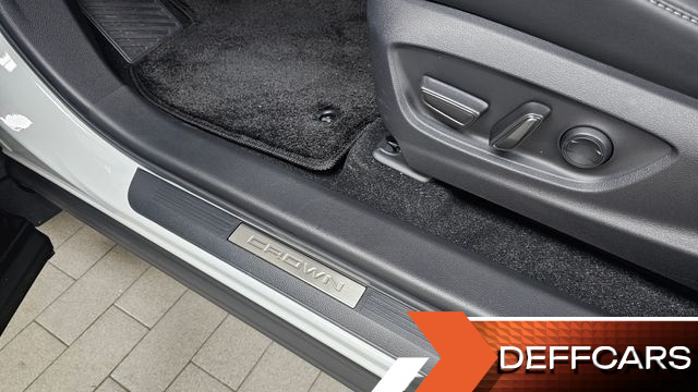 Toyota CROWN 2.5 4WD Hybrid купить на сайте DeffCars