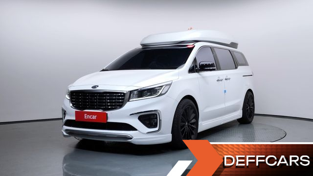 Kia CARNIVAL 9-Seater Hi-Limousine Noblesse Special купить на сайте DeffCars