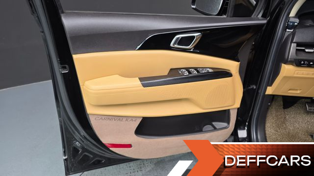 Kia CARNIVAL 9-Seater Noblesse купить на сайте DeffCars