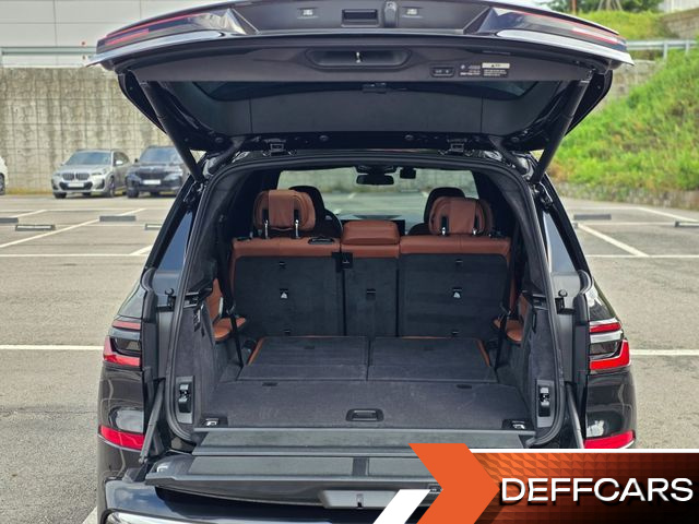 BMW X7 xDrive 40i M Sport 7STR купить на сайте DeffCars