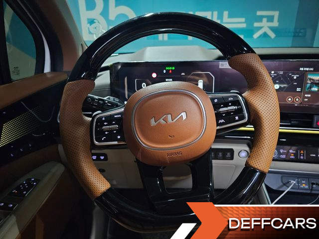 Kia CARNIVAL HEV 9-Seater Hi-Limousine (Special vehicle) купить на сайте DeffCars