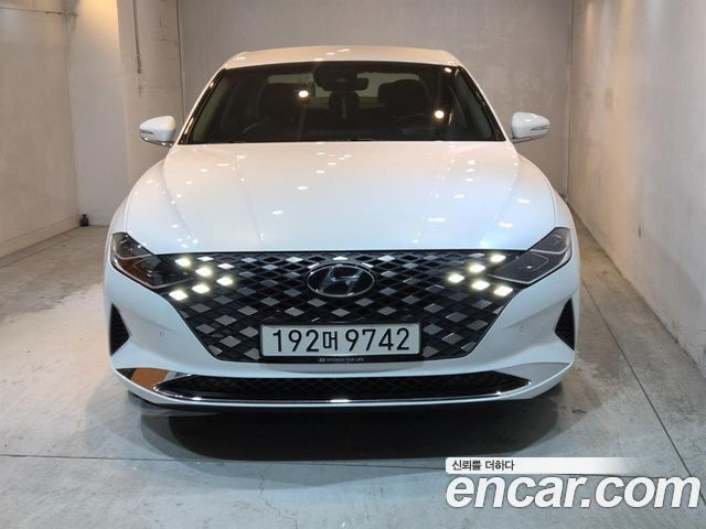 Hyundai GRANDEUR 2.5 Premium Choice купить на сайте DeffCars