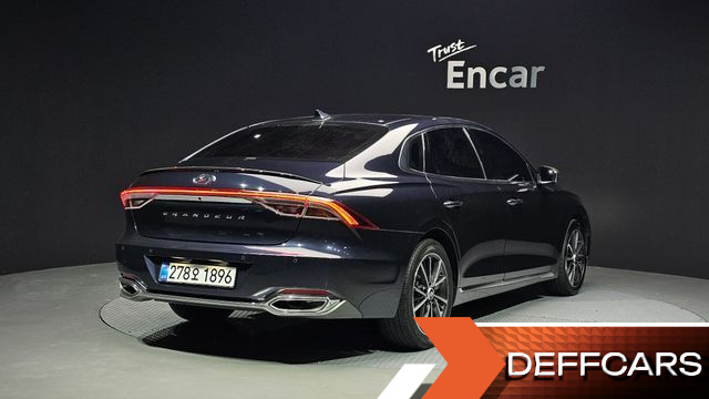 Hyundai GRANDEUR 3.3 Le Blanc купить на сайте DeffCars
