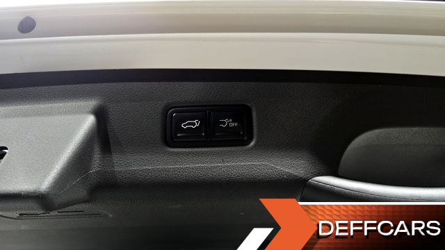 Kia CARNIVAL 9-Seater Noblesse купить на сайте DeffCars