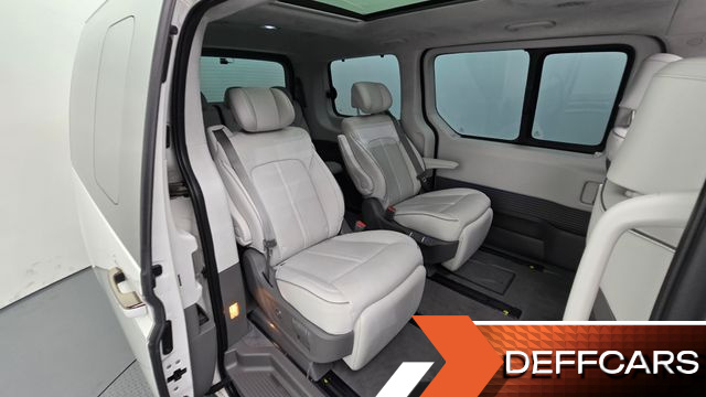 Hyundai STARIA 4WD Lounge 7-Seater Inspiration купить на сайте DeffCars