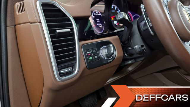 Porsche CAYENNE 3.0 PLATINUM EDITION купить на сайте DeffCars