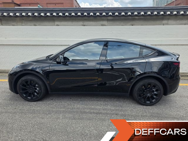 Tesla MODEL Y Long Range AWD купить на сайте DeffCars