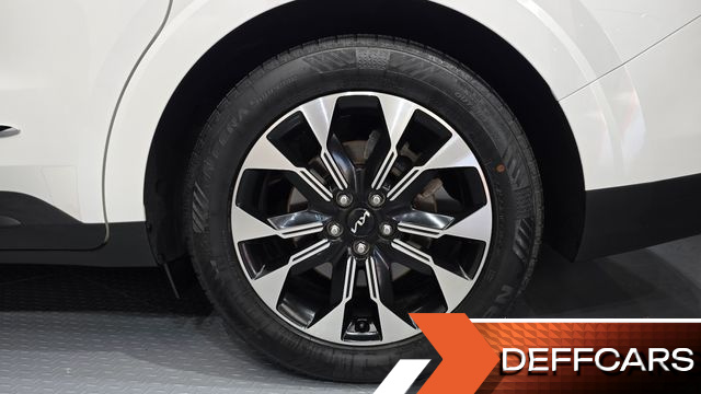 Kia CARNIVAL Gasoline 9-Seater Prestige купить на сайте DeffCars