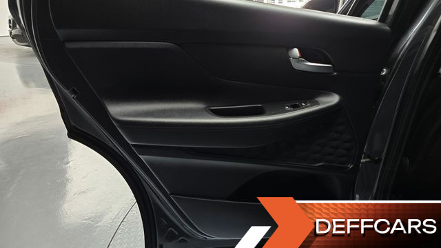 Hyundai SANTAFE Gasoline 2.0T 2WD Premium купить на сайте DeffCars
