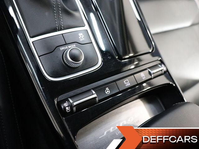 Kia STINGER 2.0 Turbo AWD Prime купить на сайте DeffCars
