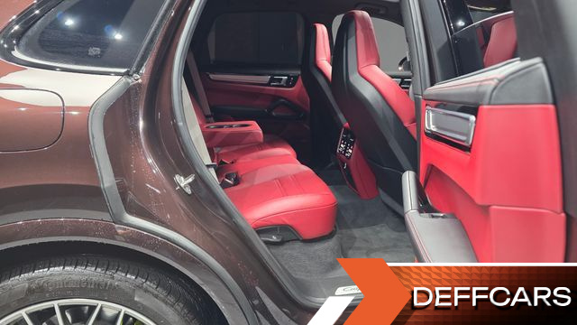 Porsche CAYENNE 3.0 E-HYBRID PLATINUM EDITION купить на сайте DeffCars