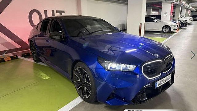BMW M5 M5 Sedan купить на сайте DeffCars
