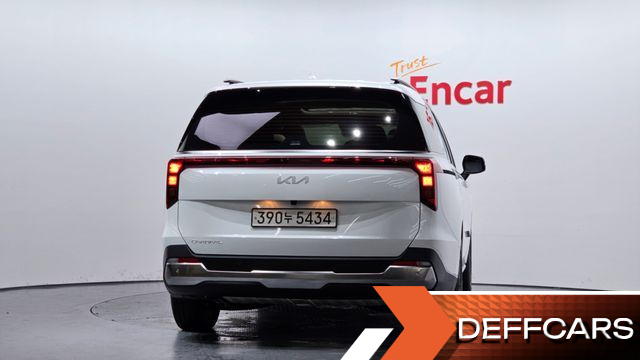 Kia CARNIVAL 9-Seater Signature купить на сайте DeffCars