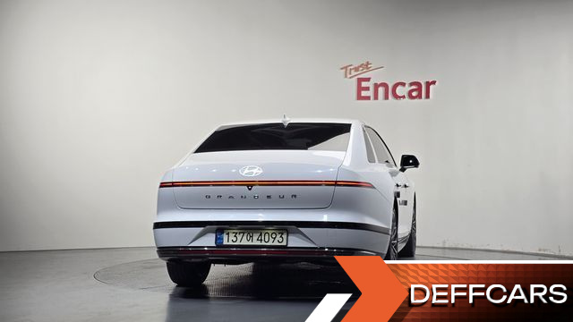 Hyundai GRANDEUR Calligraphy купить на сайте DeffCars
