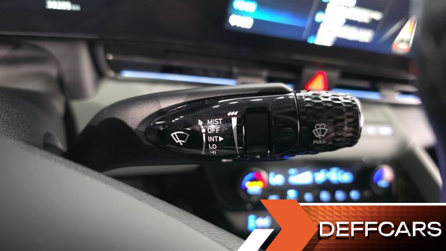 Hyundai AVANTE 1.6 LPi Inspiration купить на сайте DeffCars