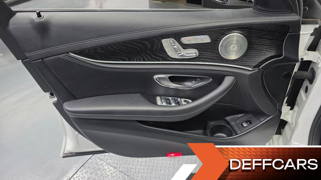 Mercedes E-CLASS E220d 4MATIC AMG Line купить на сайте DeffCars