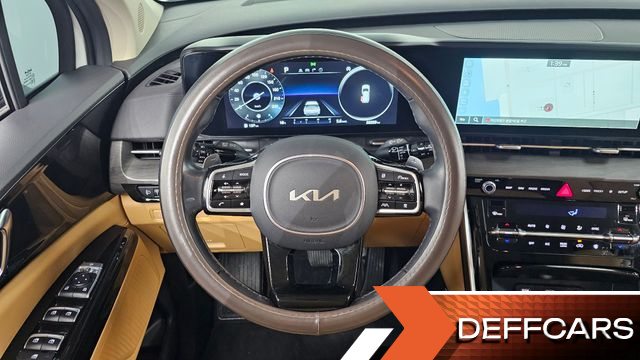 Kia CARNIVAL 9-Seater Noblesse купить на сайте DeffCars