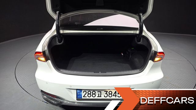Hyundai GRANDEUR Le Blanc купить на сайте DeffCars