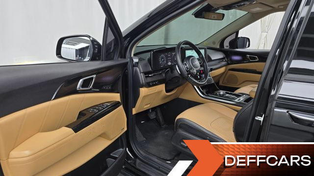 Kia CARNIVAL 9-Seater Signature купить на сайте DeffCars