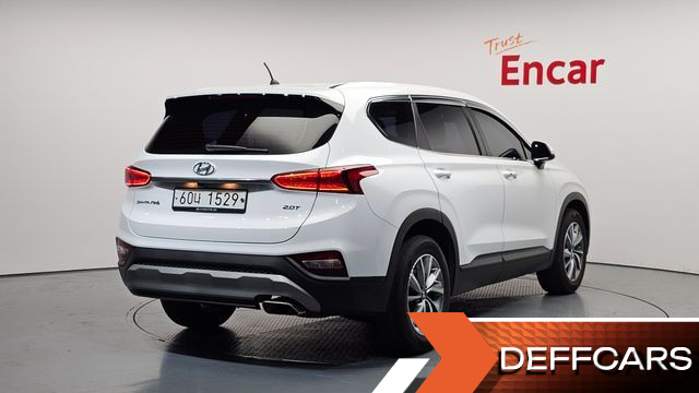 Hyundai SANTAFE Gasoline 2.0T 2WD Premium купить на сайте DeffCars
